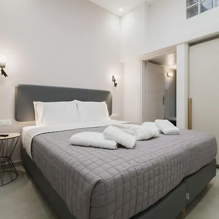 Peris 4 With Yard Steps To Old Town - Ac, Wifi Χανιά